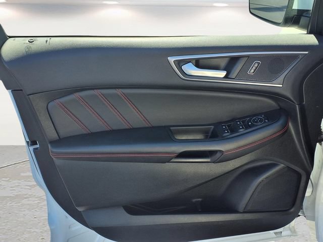 Used 2023 Ford Edge ST-Line AWD/4WD image 16
