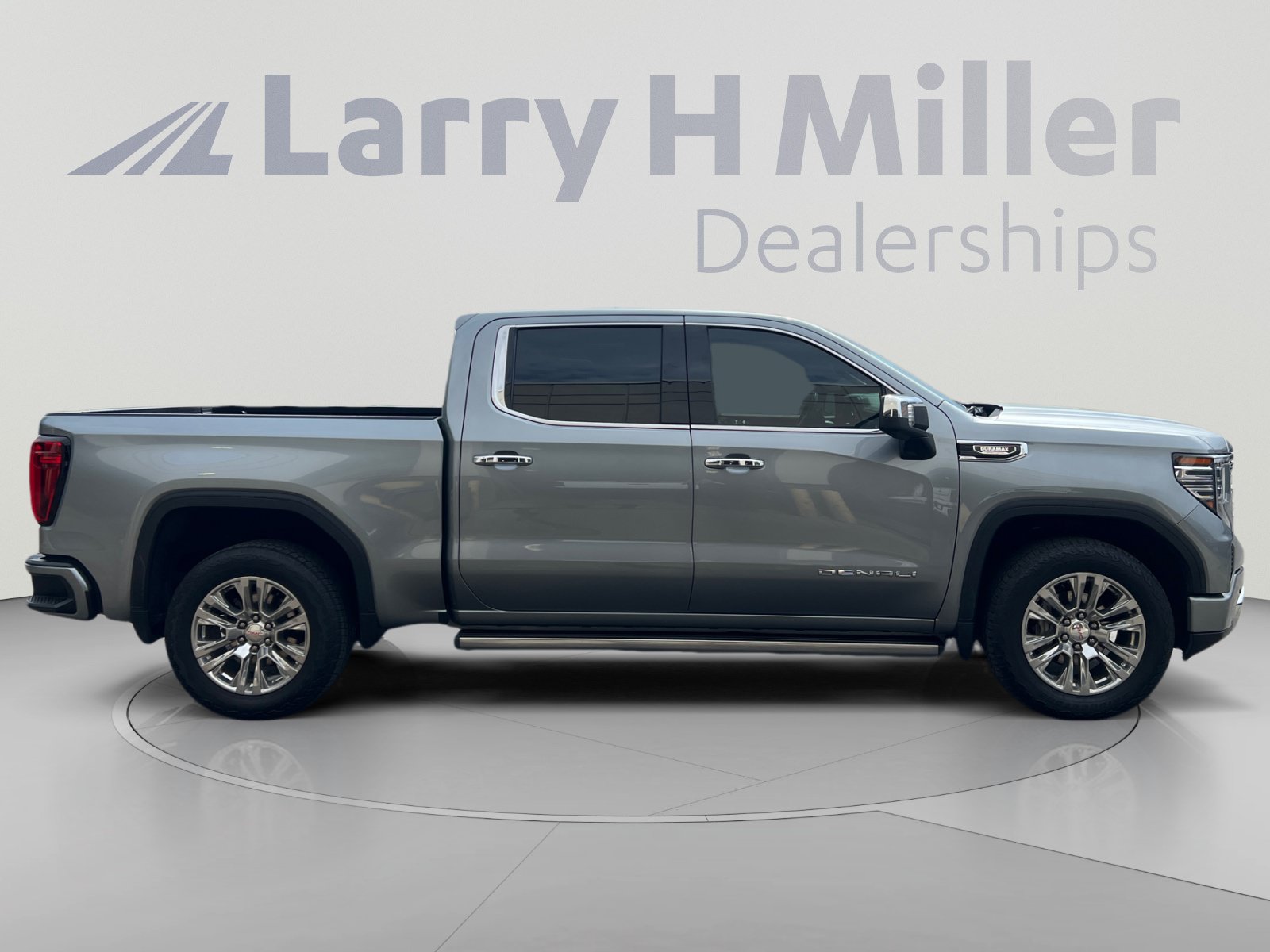 Used 2023 GMC Sierra 1500 Denali AWD/4WD image 6