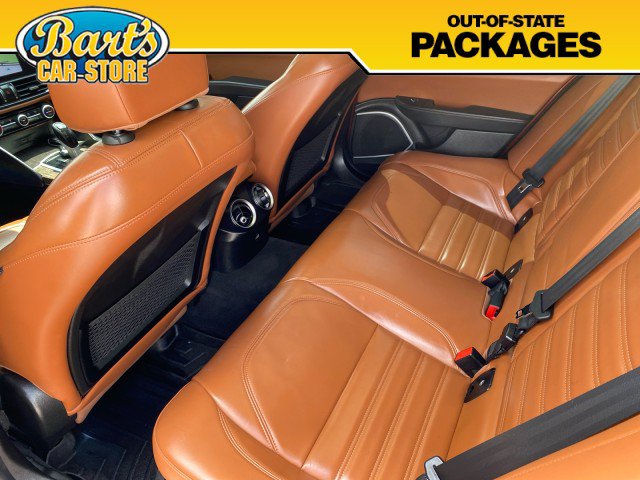 Used 2018 Alfa Romeo Giulia Ti w/ Quick Order Package 22X Lusso AWD/4WD image 20