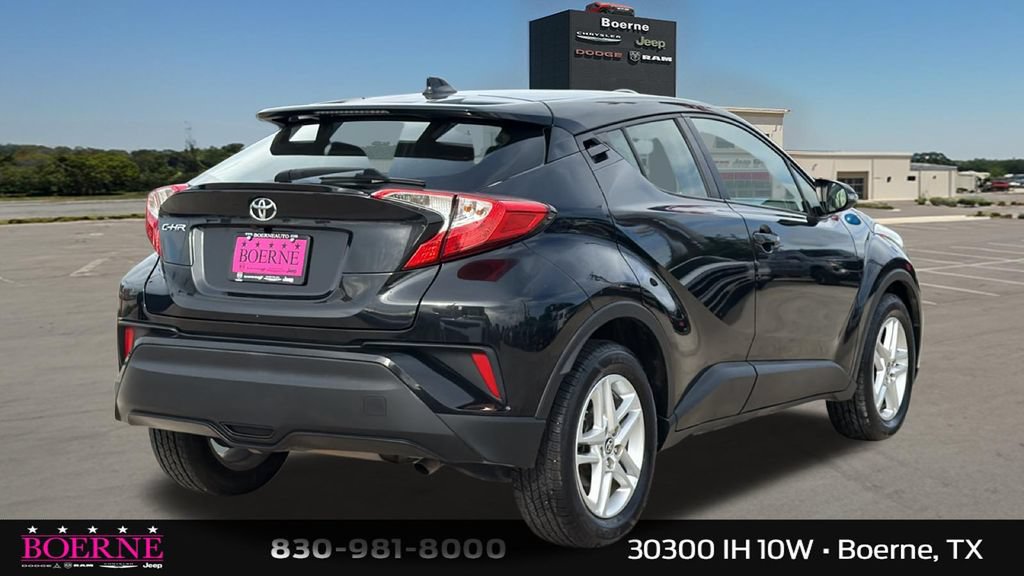 Used 2021 Toyota C-HR LE FWD image 3
