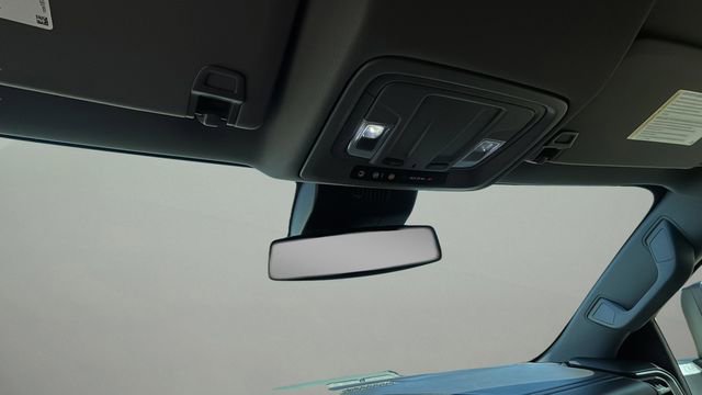 Used 2024 Chevrolet Silverado 2500 LTZ image 28