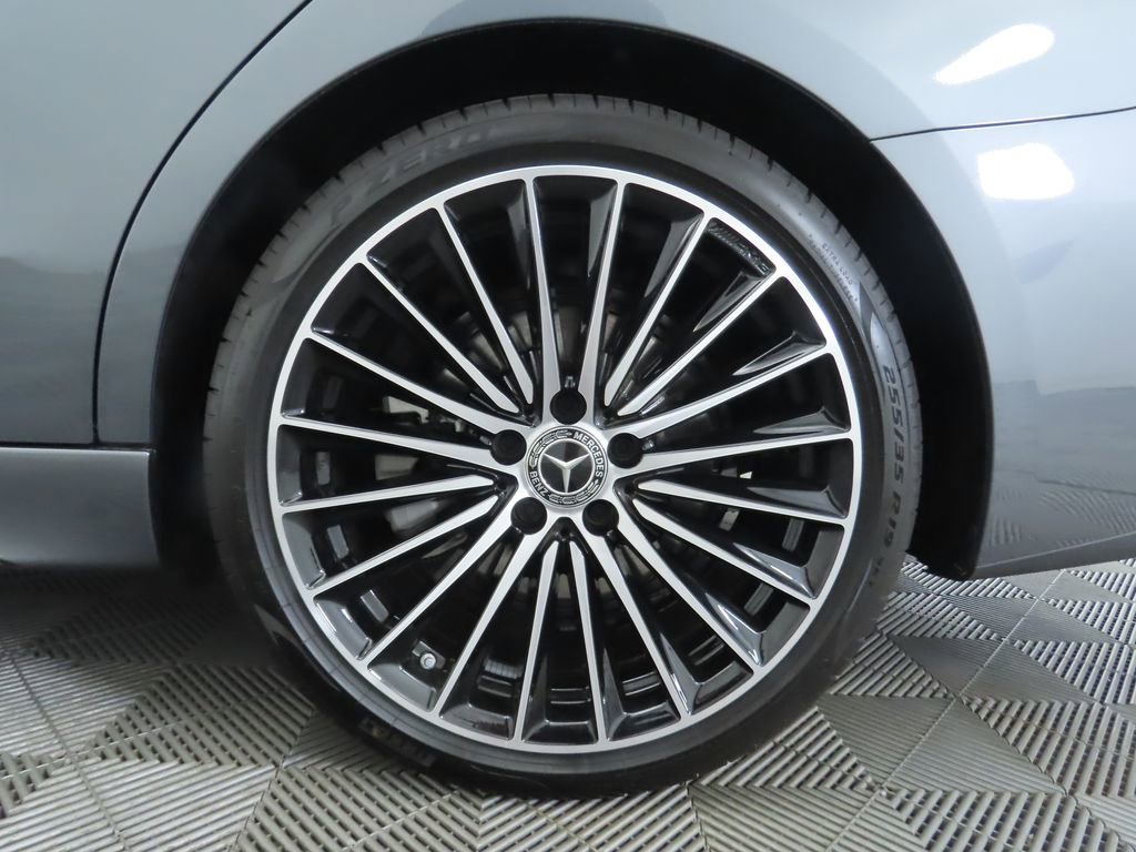 New 2025 Mercedes-Benz C 300 4MATIC Sedan image 33