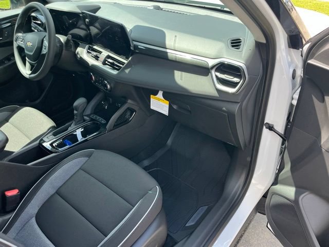 New 2026 Chevrolet TrailBlazer LS w/ LS Convenience Package FWD image 28