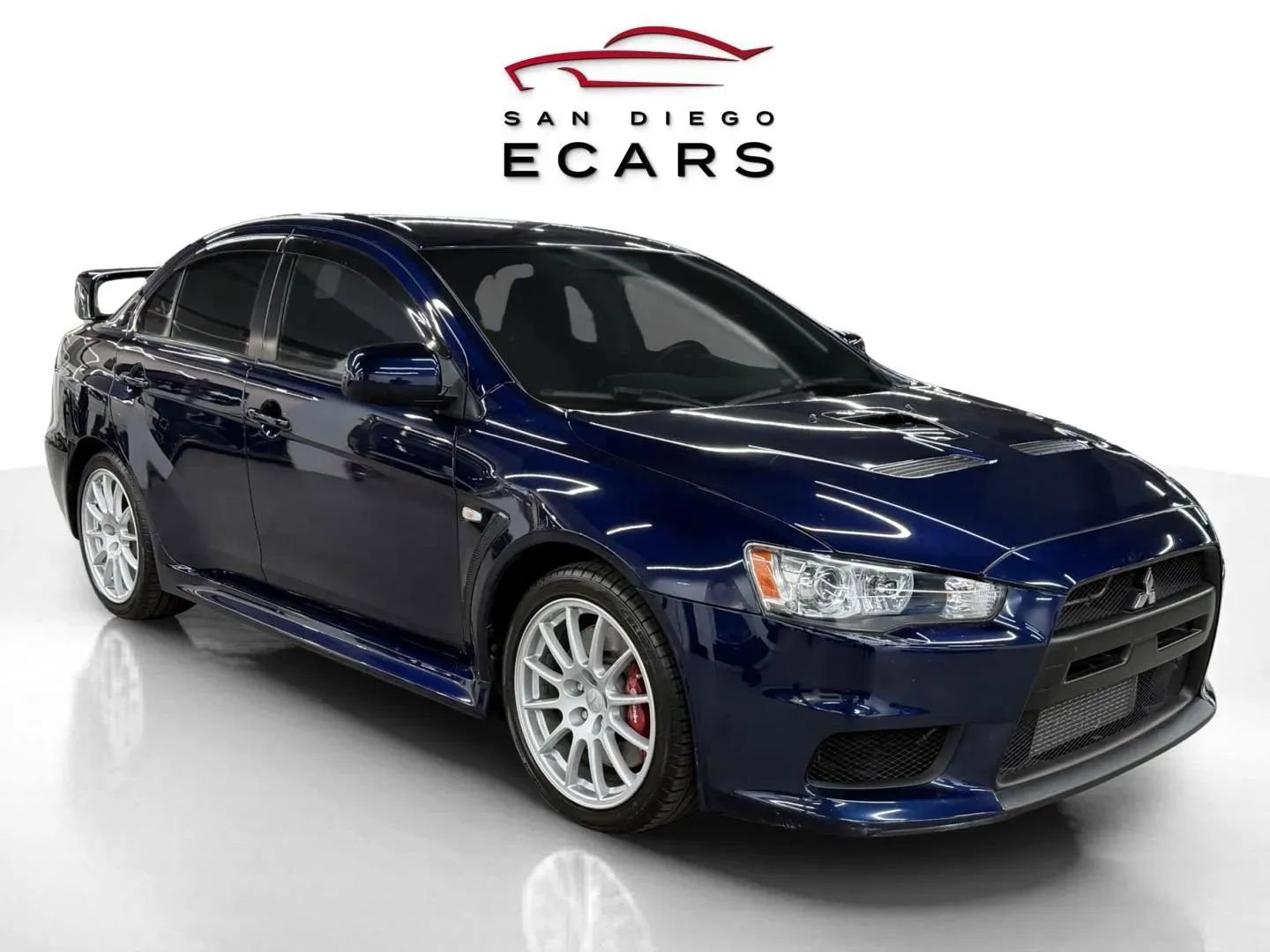 Used 2013 Mitsubishi Lancer Evolution GSR image 3