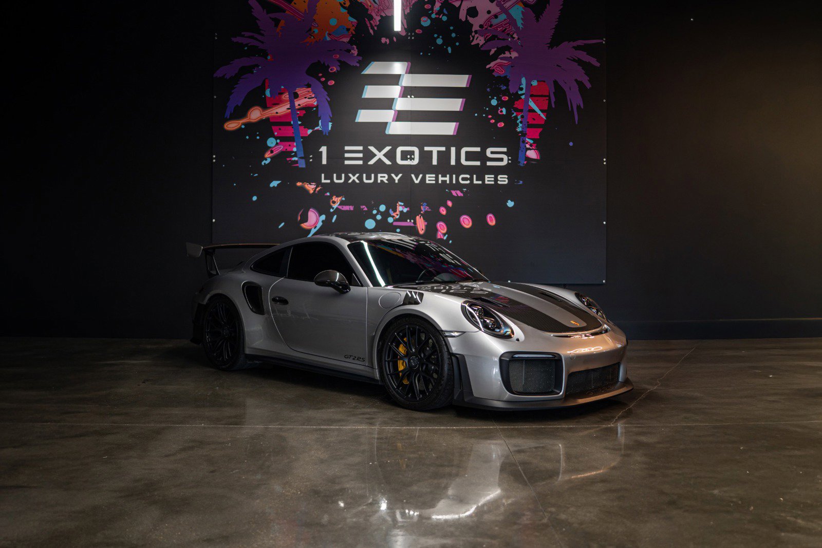 Used 2018 Porsche 911 GT2 RS RWD image 4