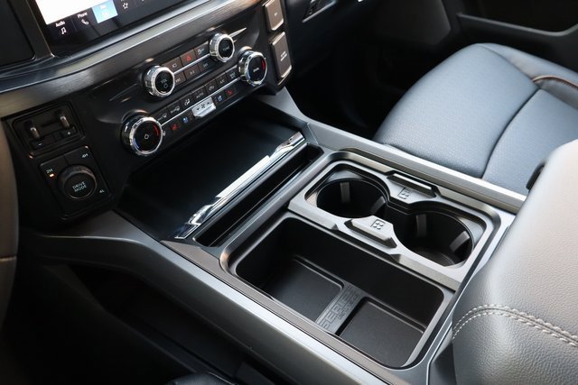 New 2026 Ford F250 Lariat w/ Chrome Package image 30