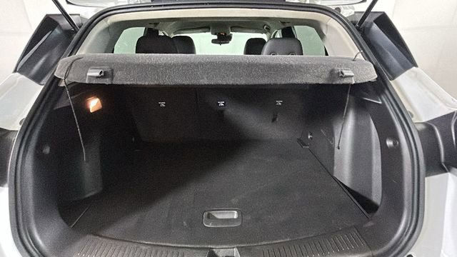 Used 2023 Buick Encore GX Preferred w/ Cold Weather Comfort Package FWD image 29