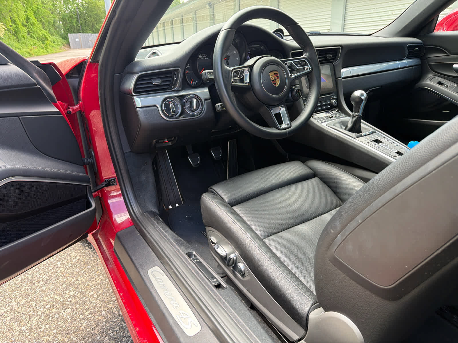 Used 2018 Porsche 911 Carrera 4S AWD/4WD image 9