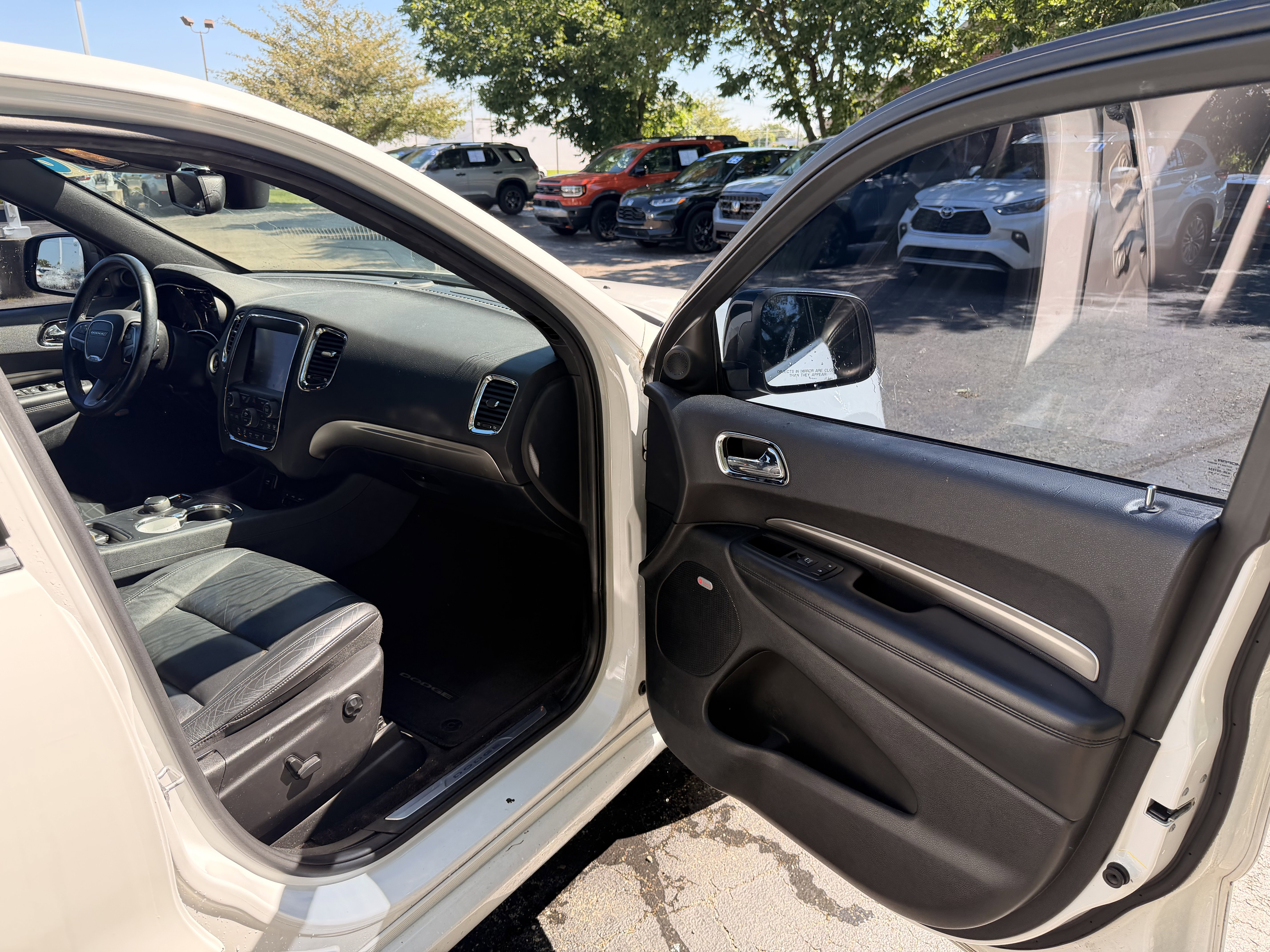 Used 2016 Dodge Durango Limited w/ Premium Group AWD/4WD image 15