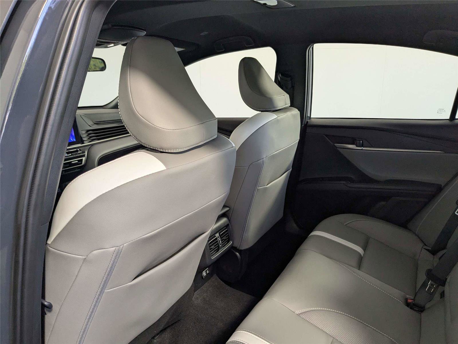Certified 2025 Toyota Camry SE FWD image 35