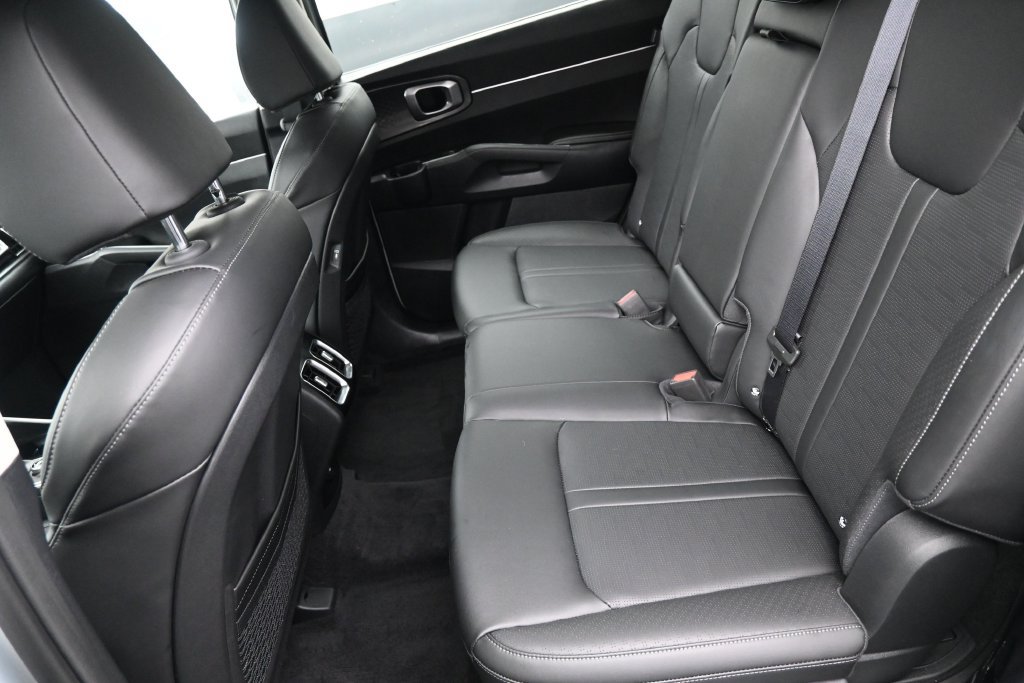 Used 2026 Kia Sorento S FWD image 25