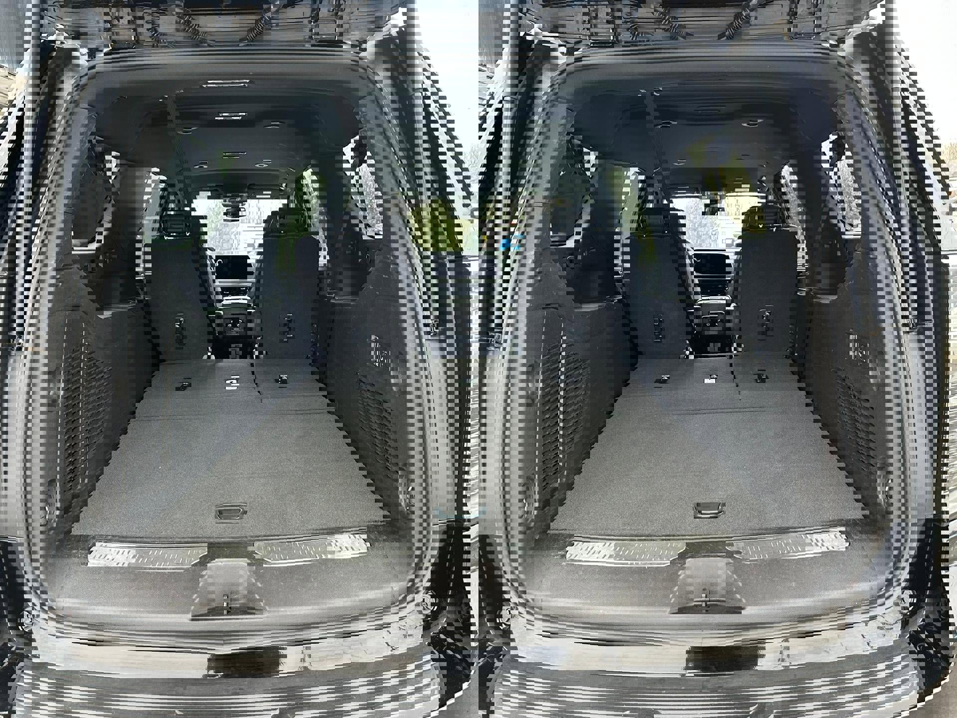 Certified 2025 Chevrolet Suburban Premier image 53