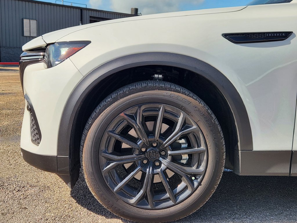 Certified 2026 MAZDA CX-70 3.3 Turbo w/ Premium Plus Pkg AWD/4WD image 7