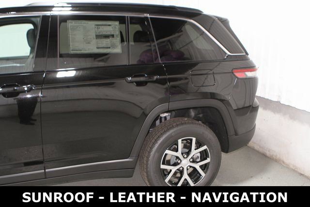 New 2025 Jeep Grand Cherokee Limited image 10