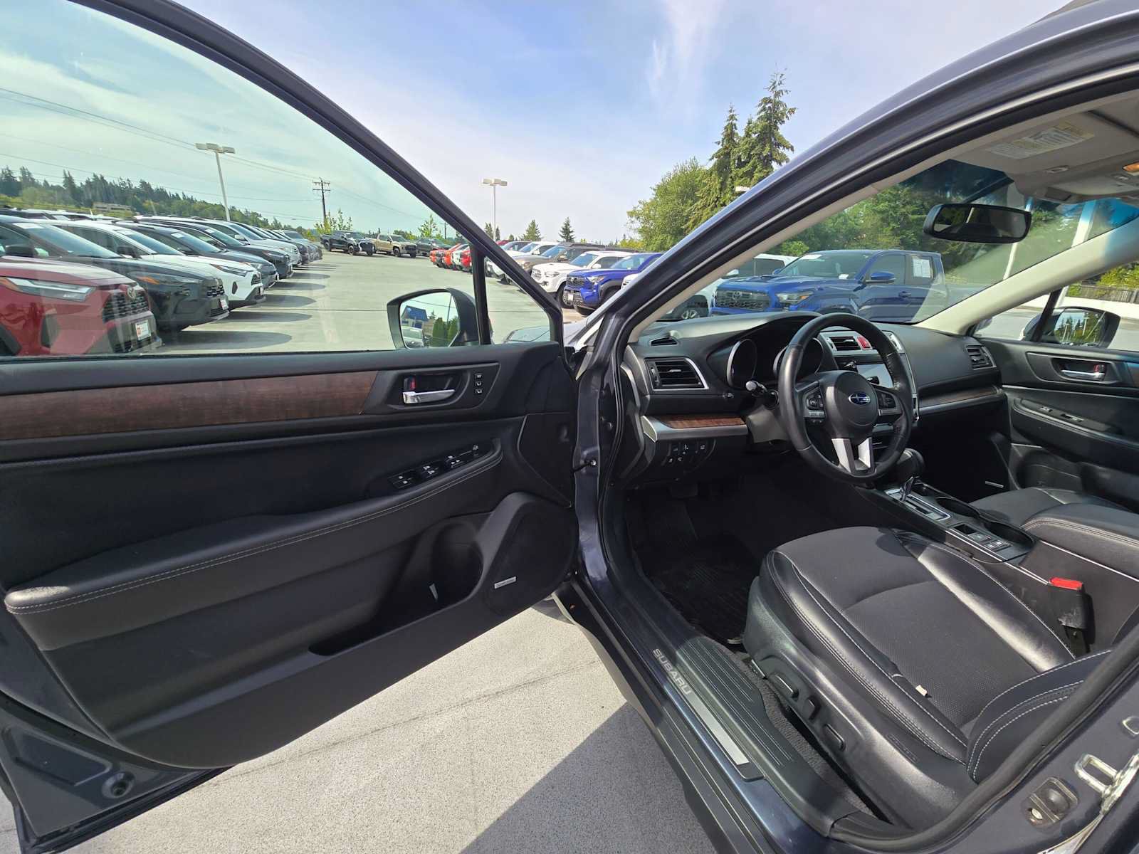 Used 2017 Subaru Outback 3.6R Limited w/ Popular Package #5 AWD/4WD image 20