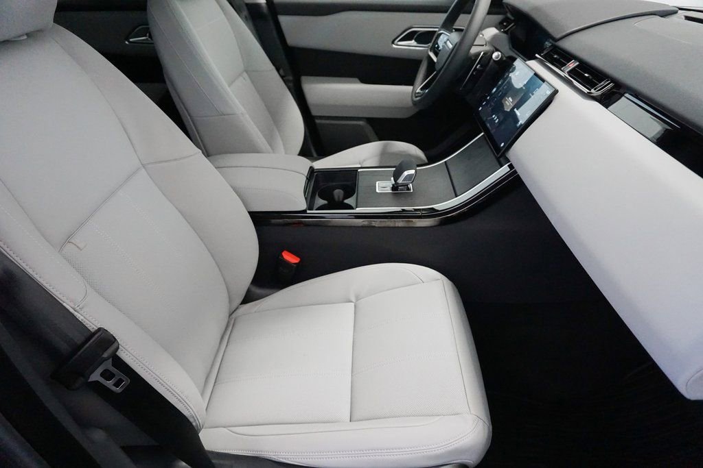 Used 2025 Land Rover Range Rover Velar Dynamic SE image 22