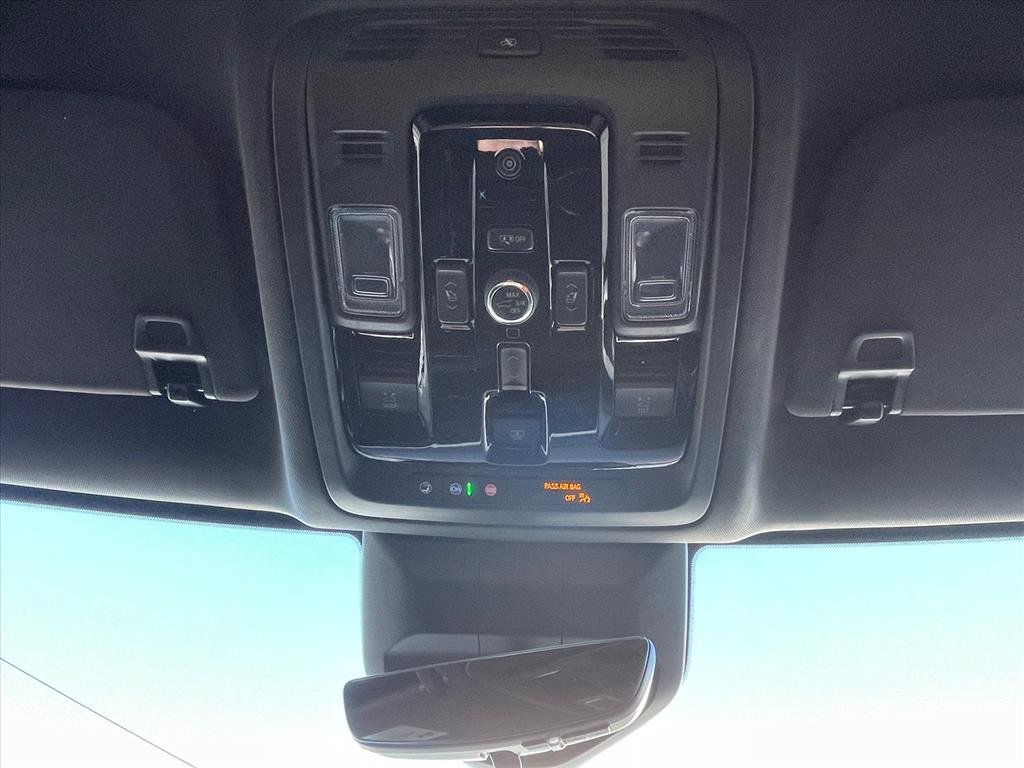 New 2027 Chevrolet Suburban High Country AWD/4WD image 20