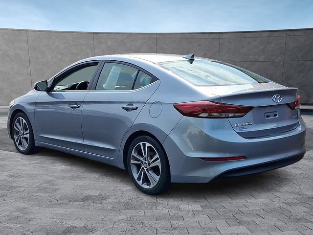 Used 2017 Hyundai Elantra Limited w/ Limited Tech Package 04 FWD image 4