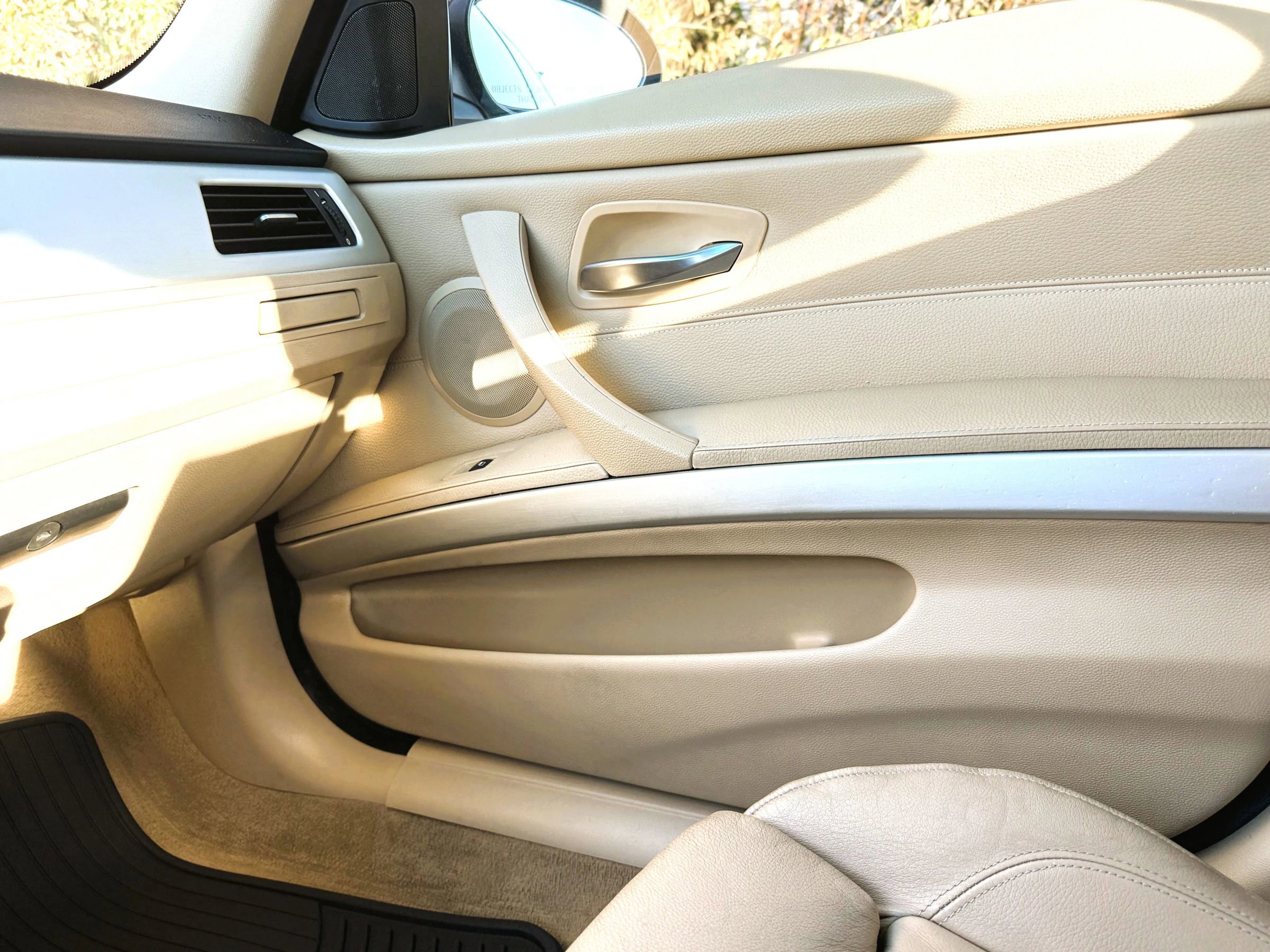 Used 2006 BMW 330i 330i Sedan 4D image 32