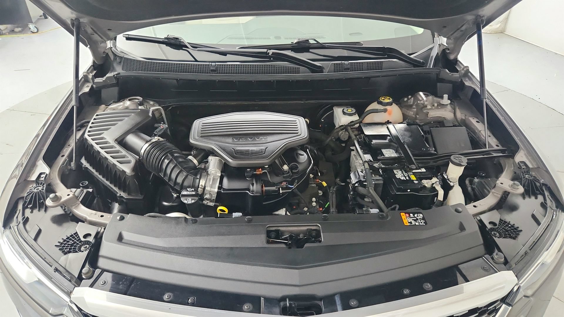 Certified 2020 Cadillac XT6 Premium Luxury FWD image 31