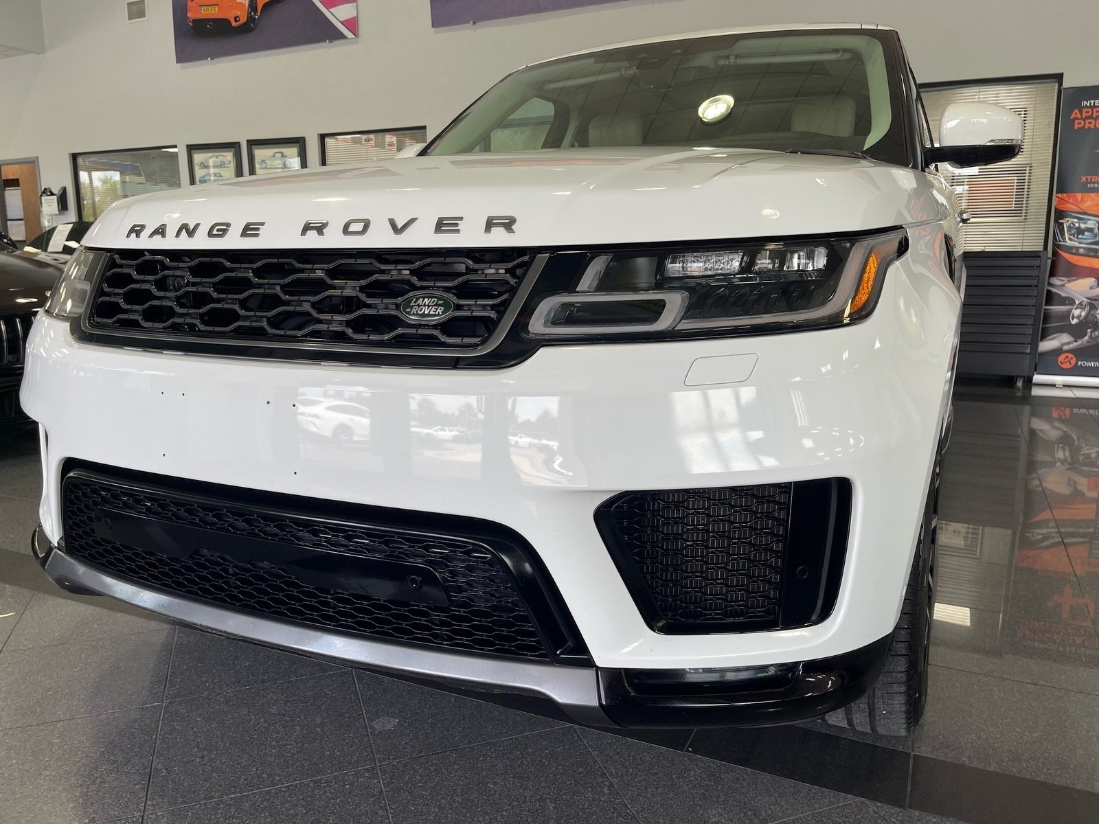 Used 2022 Land Rover Range Rover Sport HSE Silver Edition AWD/4WD image 11