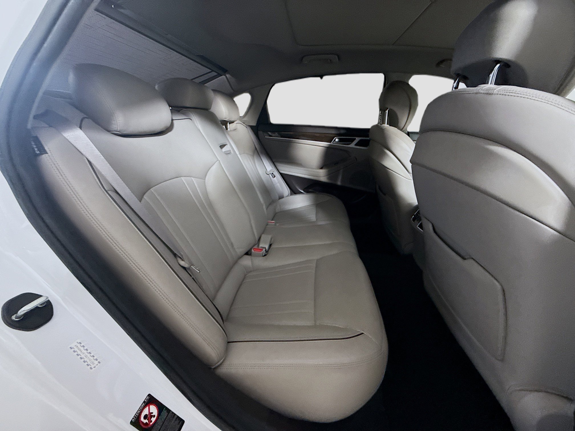 Used 2016 Hyundai Genesis 3.8 w/ Option Group 02 RWD image 27