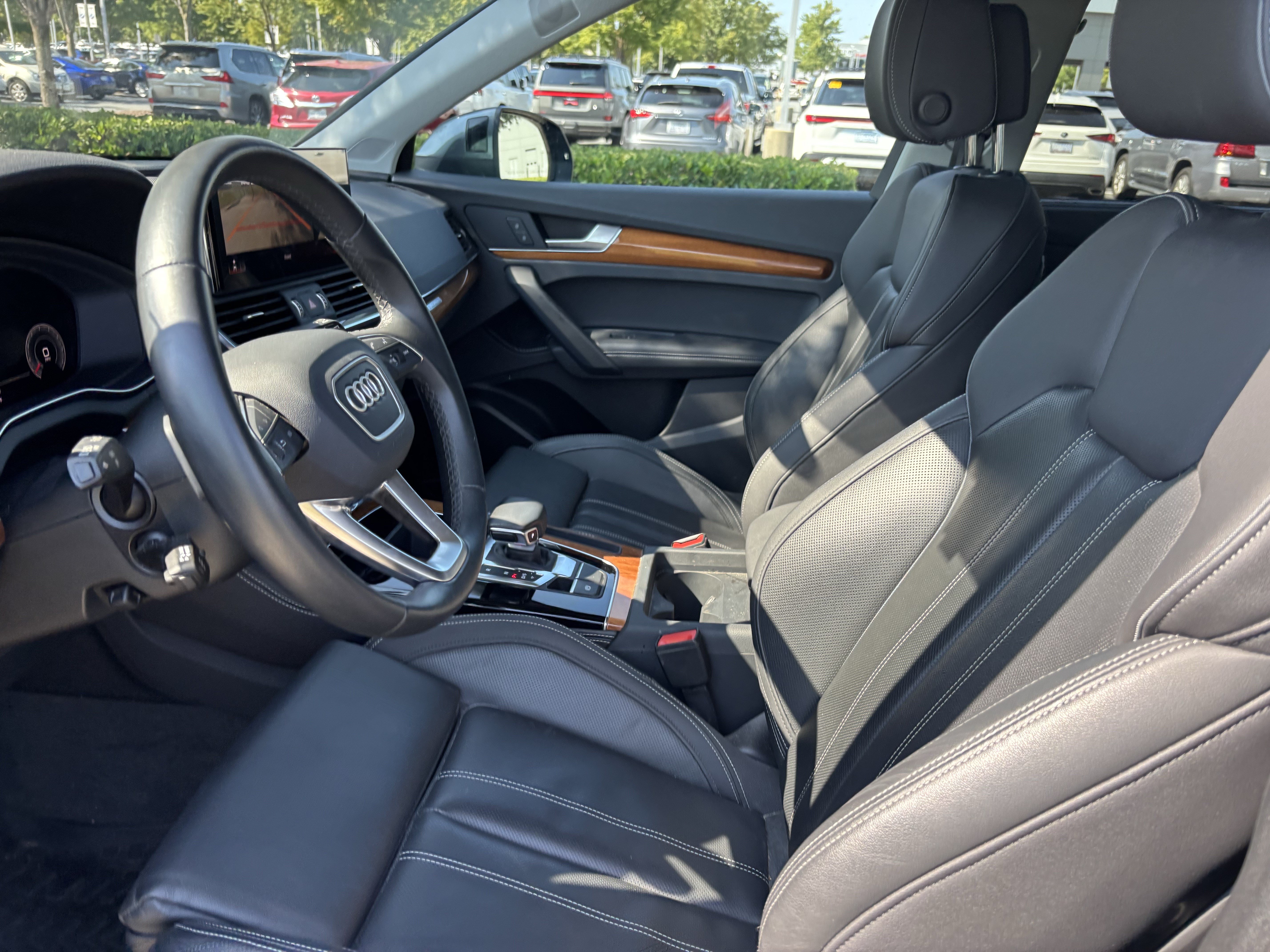 Used 2023 Audi Q5 2.0T Premium Plus w/ Premium Plus Package AWD/4WD image 17