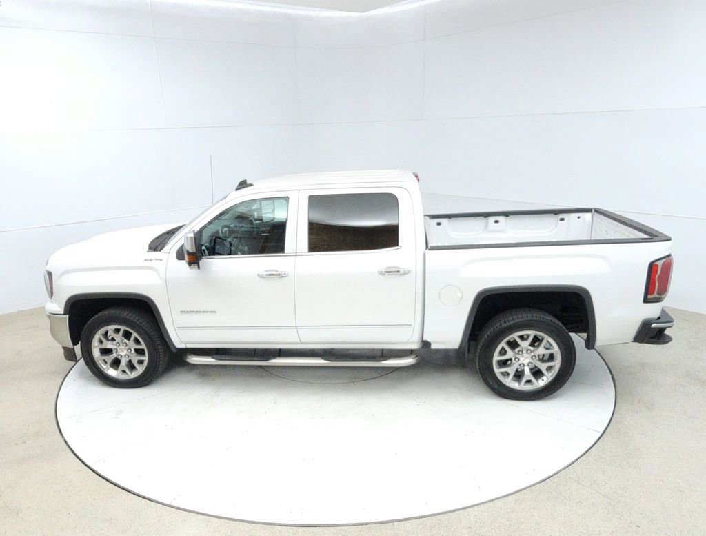 Used 2018 GMC Sierra 1500 SLT w/ Max Trailering Package image 16