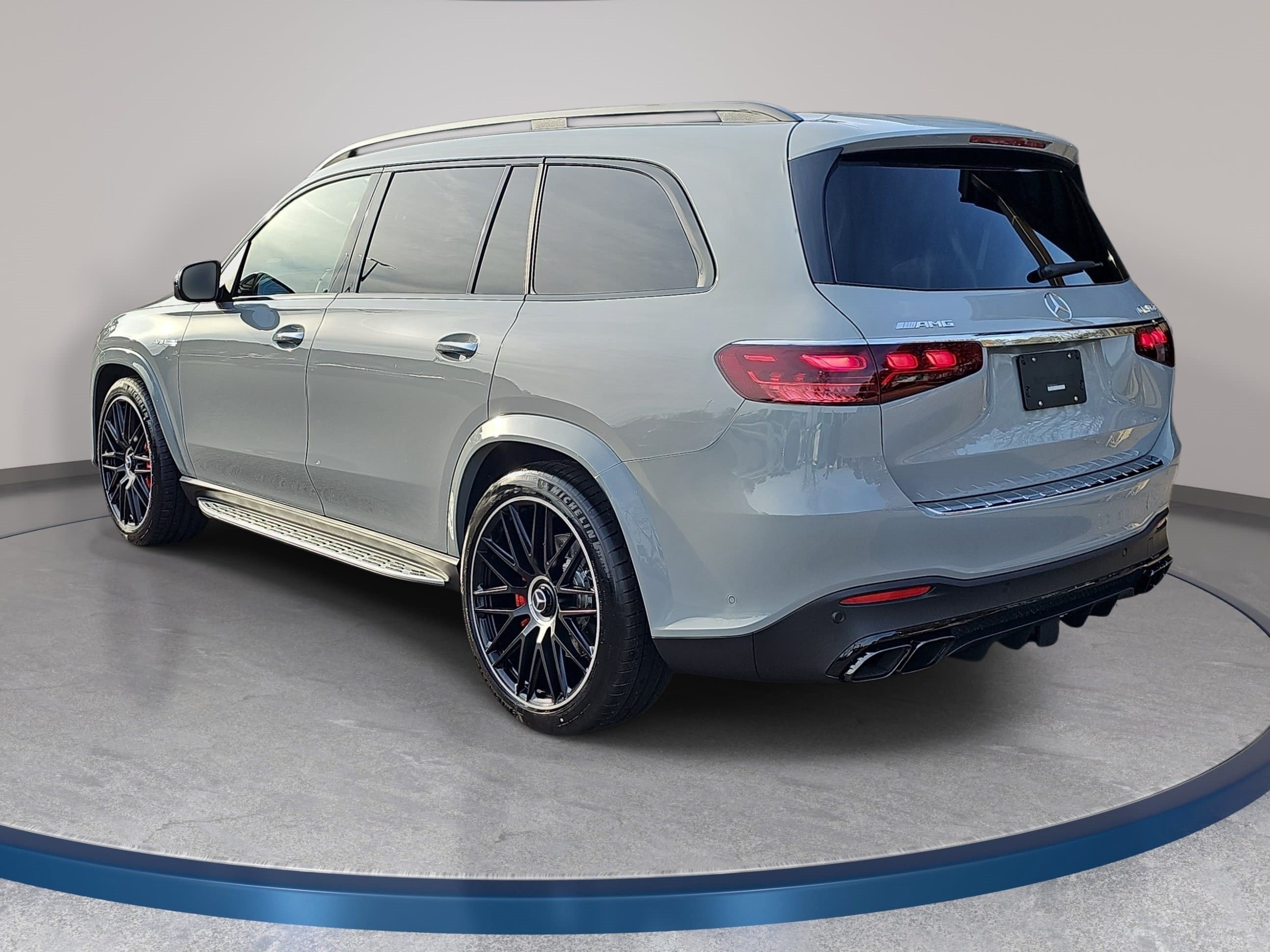 New 2026 Mercedes-Benz GLS 63 AMG 4MATIC image 7
