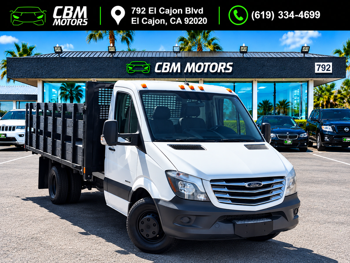 Used 2014 Freightliner Sprinter 3500 w/ Front Bench Seat Package