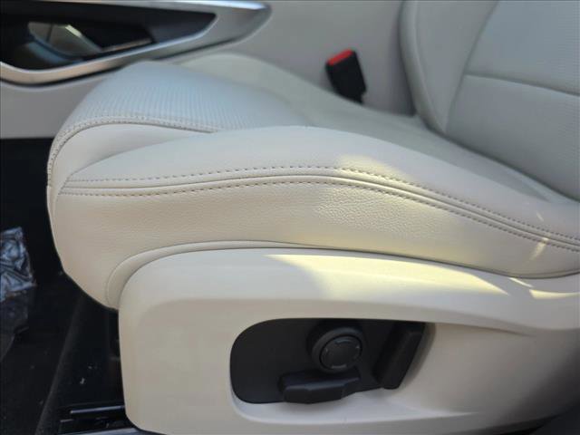 New 2026 Jaguar F-PACE R-Dynamic S image 26