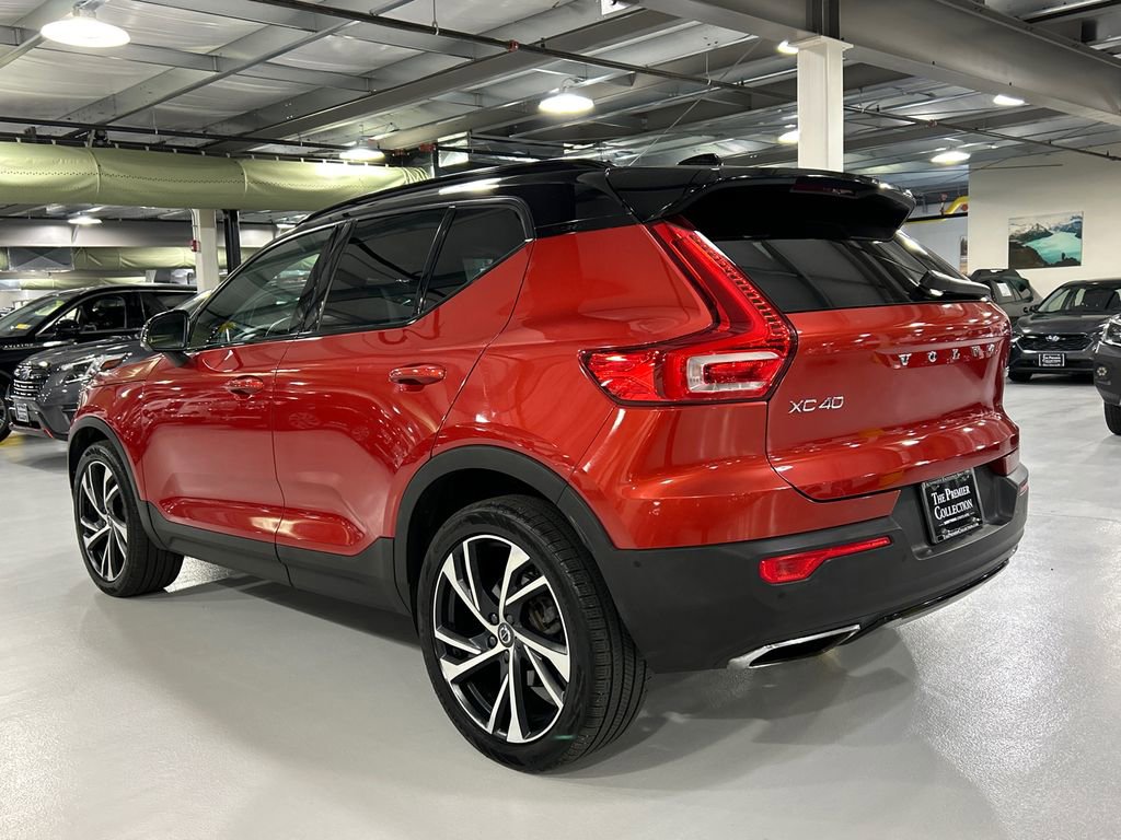 Used 2019 Volvo XC40 T5 R-Design AWD/4WD image 4