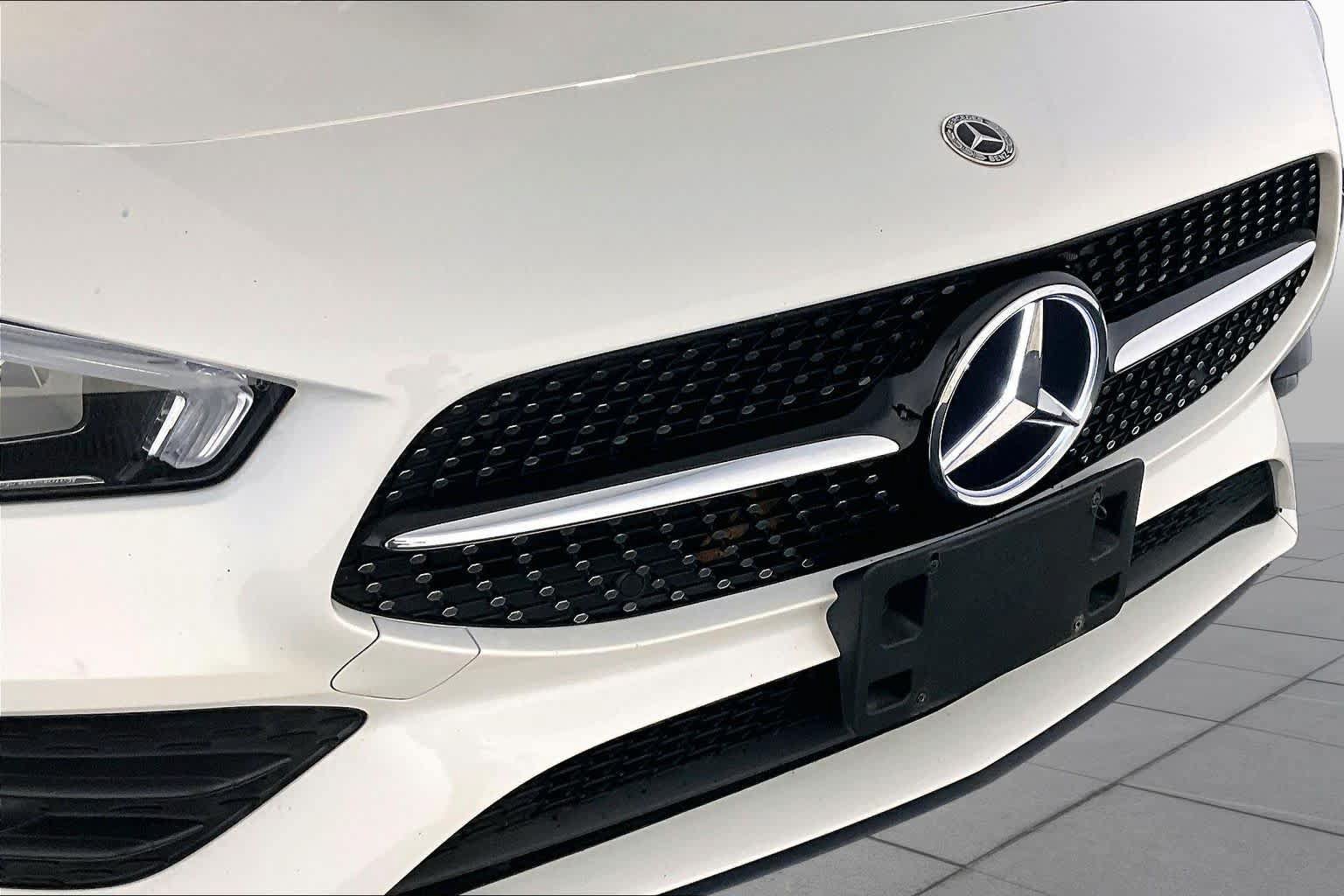Used 2021 Mercedes-Benz CLA 250 4MATIC image 32