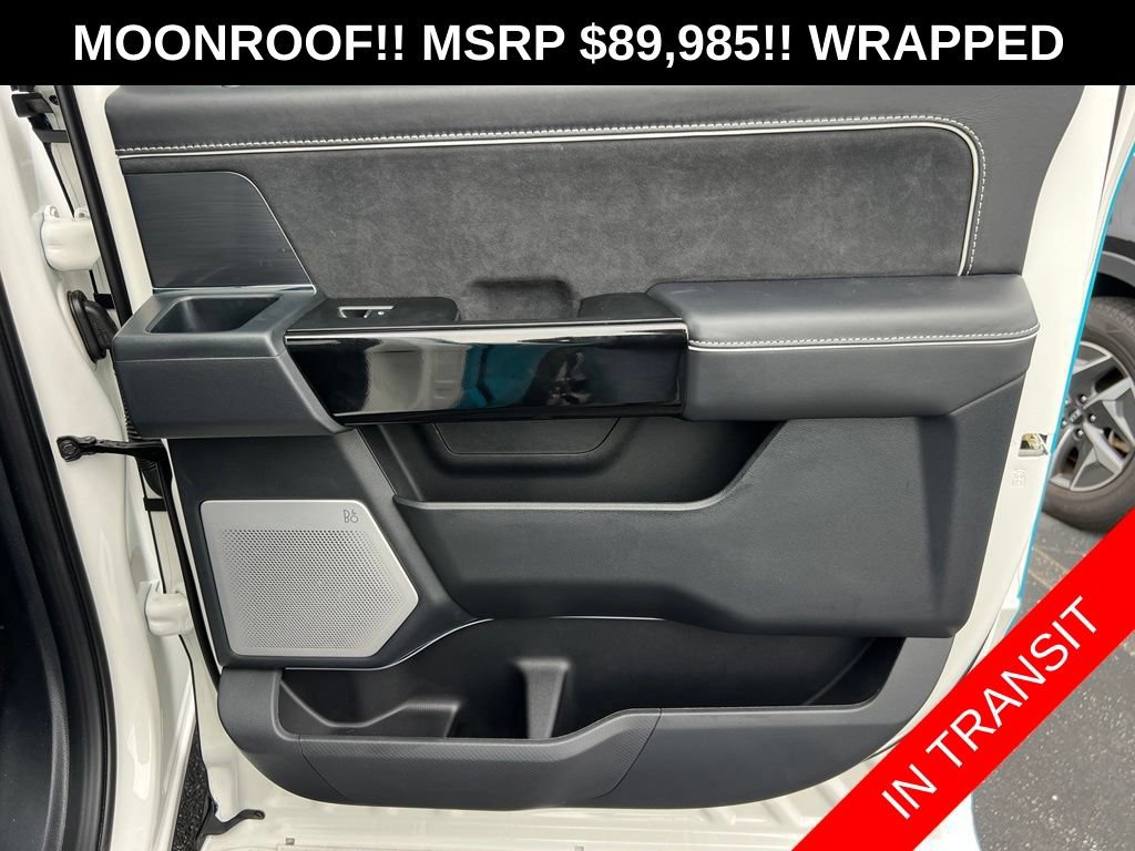 Used 2025 Ford F150 Lightning Platinum AWD/4WD image 26
