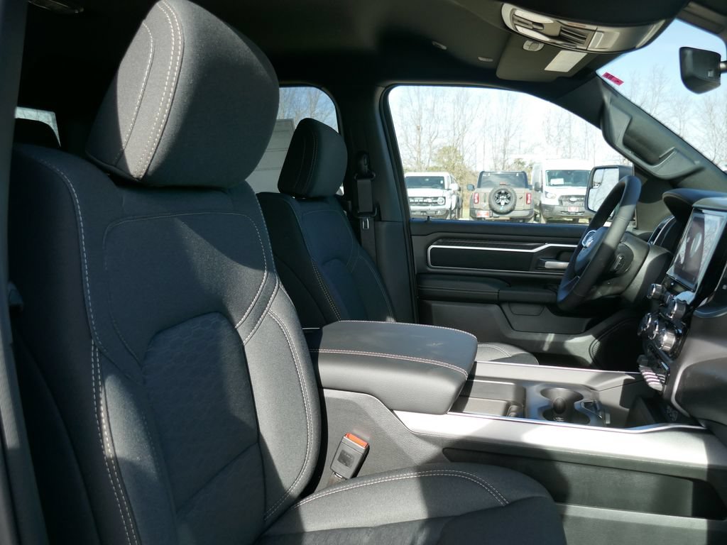 New 2026 RAM 1500 Big Horn AWD/4WD image 13