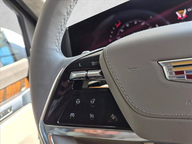 Used 2026 Cadillac Escalade ESV Platinum Sport w/ LPO, ONYX Package AWD/4WD image 15