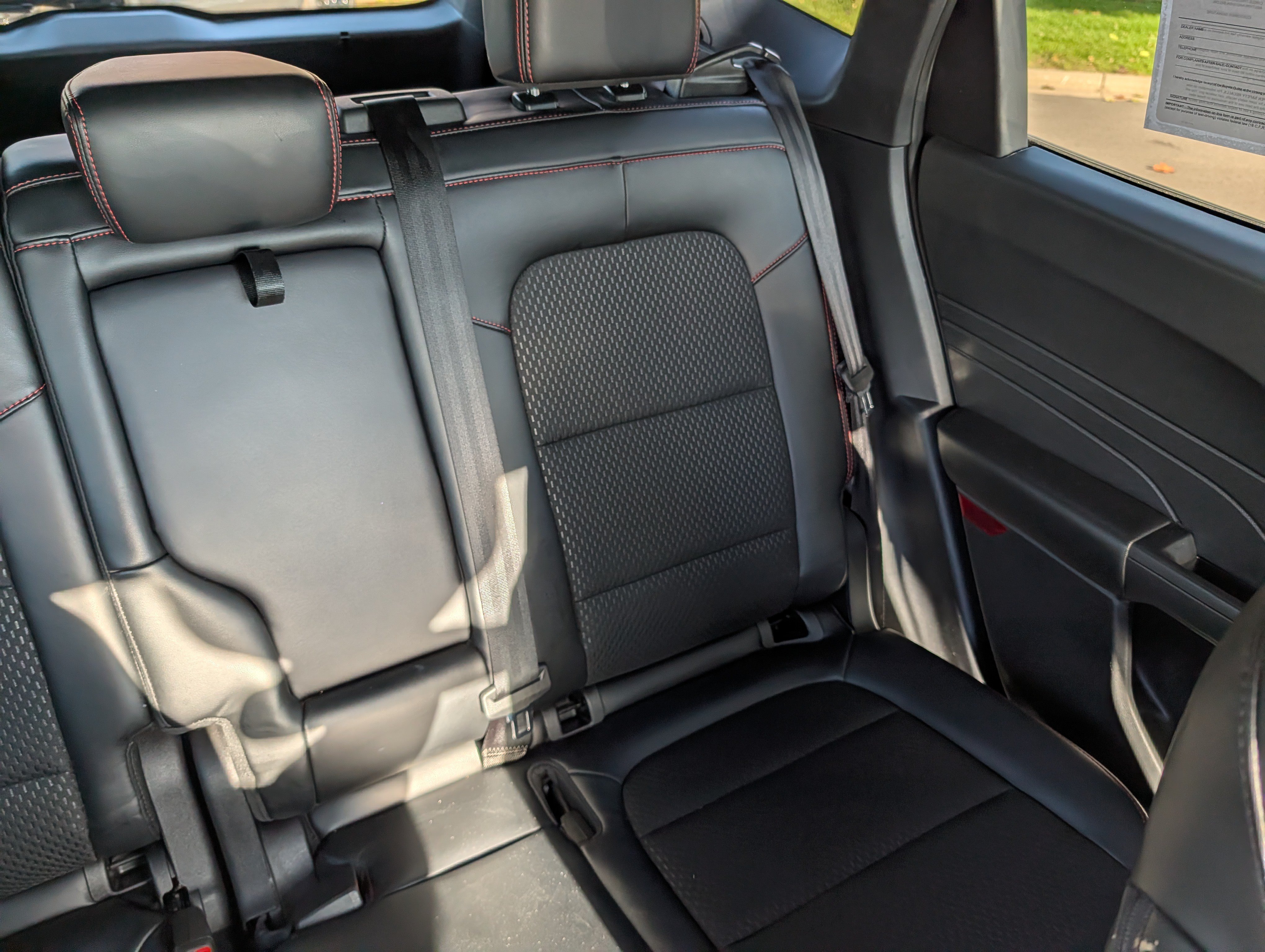 Used 2025 Ford Escape ST-Line Select AWD/4WD image 14