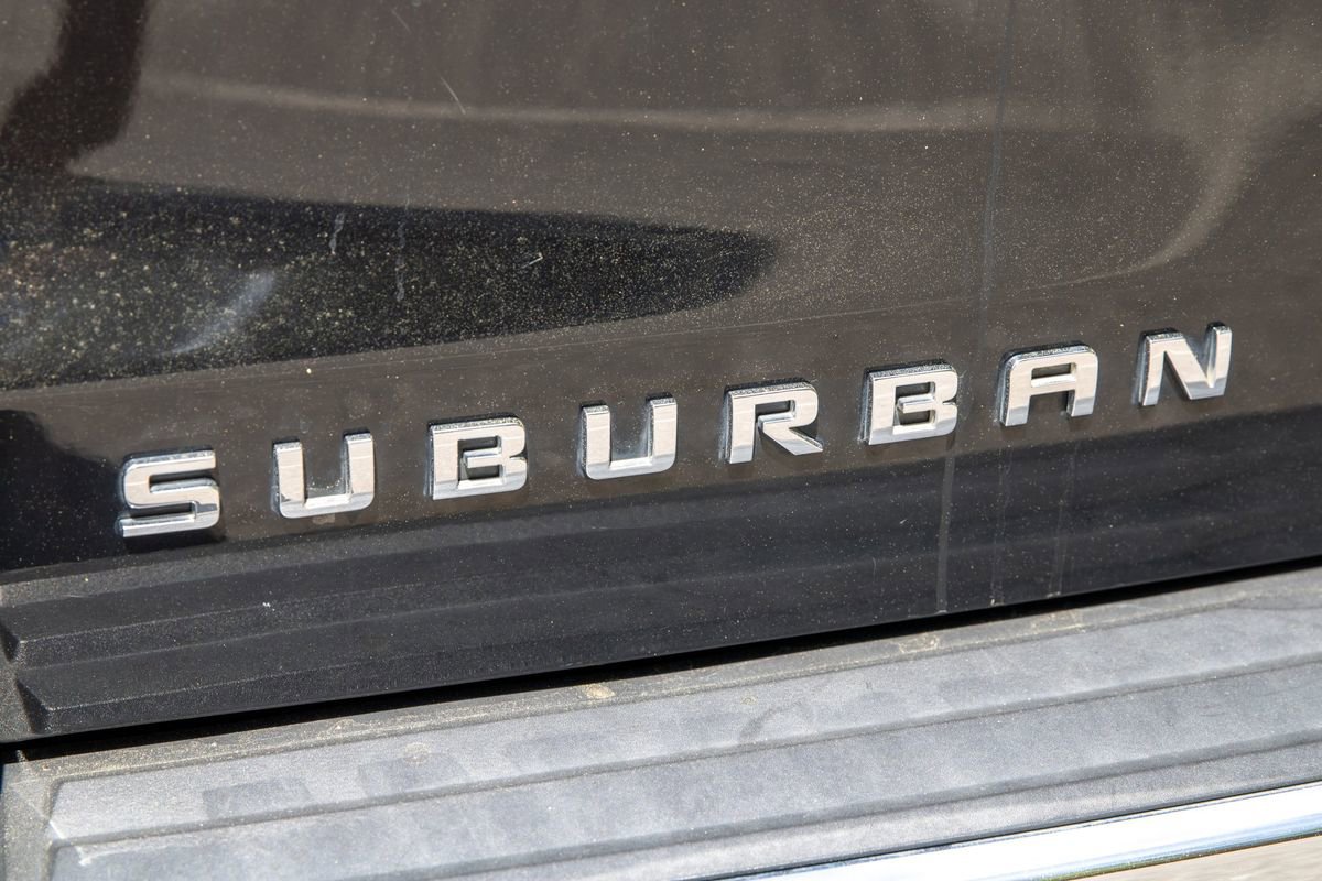 Used 2017 Chevrolet Suburban Premier AWD/4WD image 57