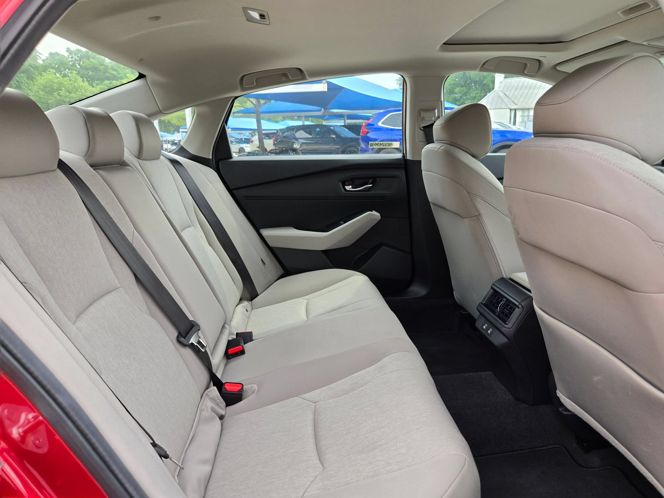 Used 2025 Honda Accord SE image 25