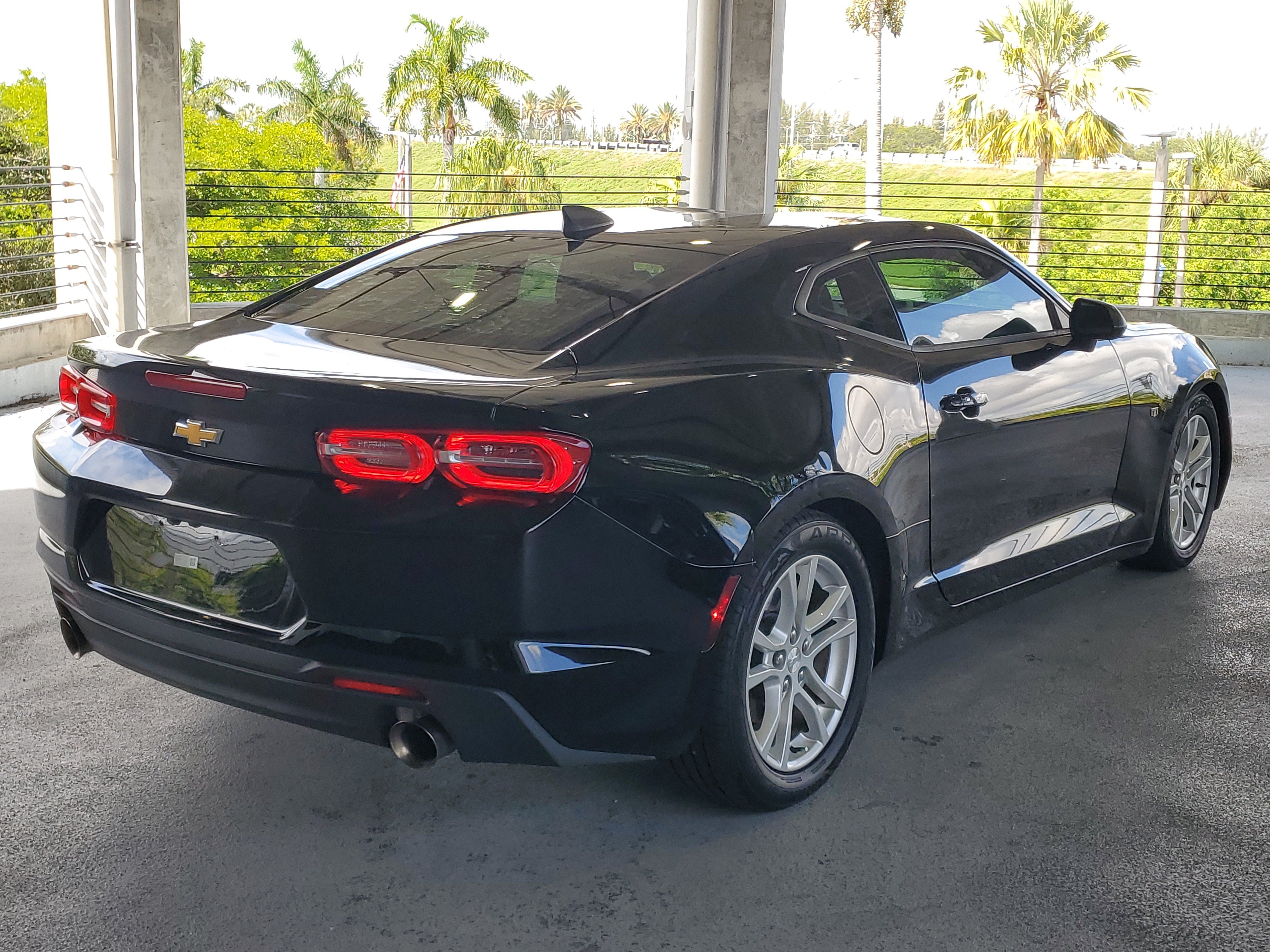 Used 2022 Chevrolet Camaro LS RWD image 26