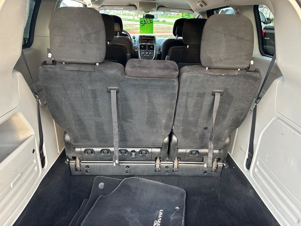 Used 2015 Dodge Grand Caravan SE w/ Quick Order Package 29E SE FWD image 12