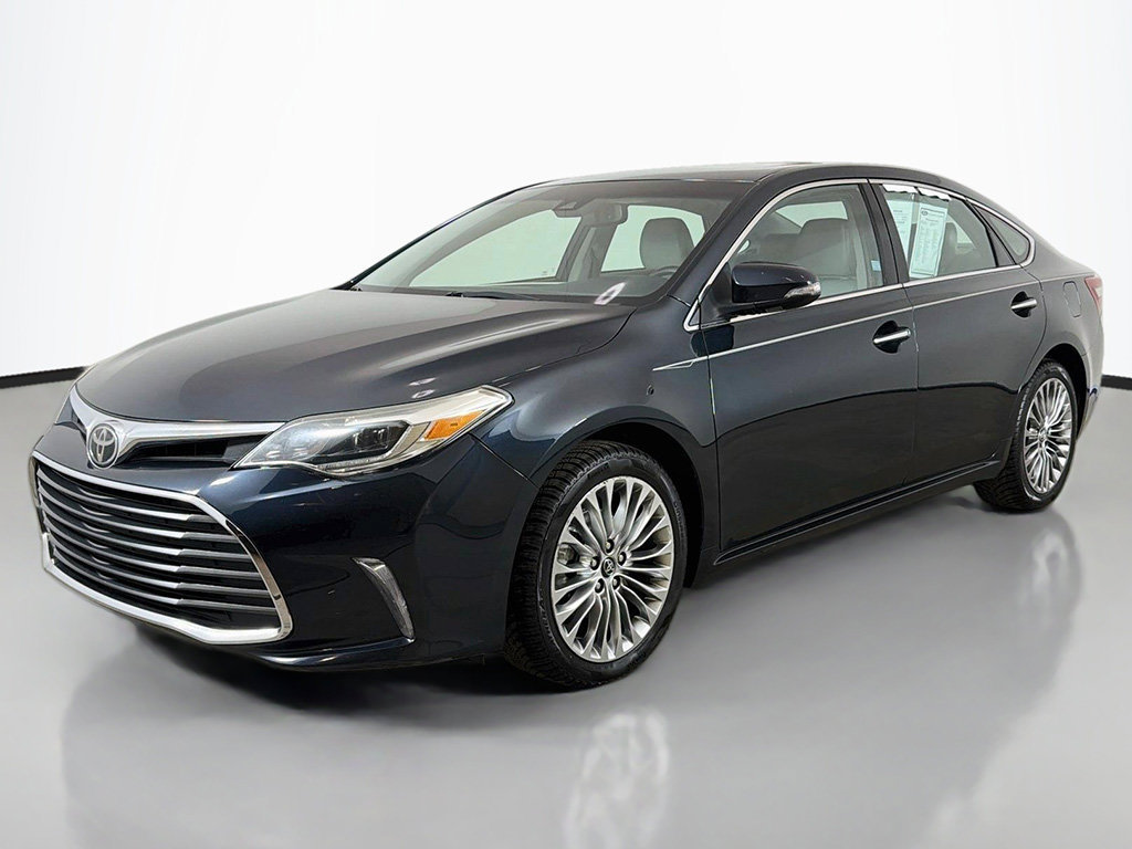 Used 2018 Toyota Avalon Limited w/ All Weather Liner Package FWD image 14
