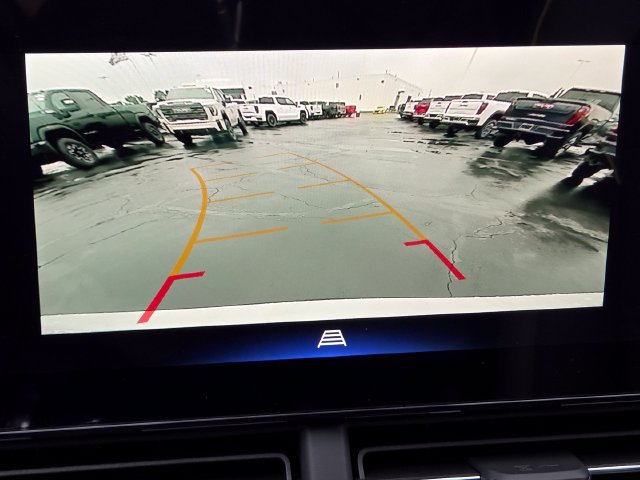 New 2026 Chevrolet Trax ACTIV w/ Sunroof Package FWD image 8