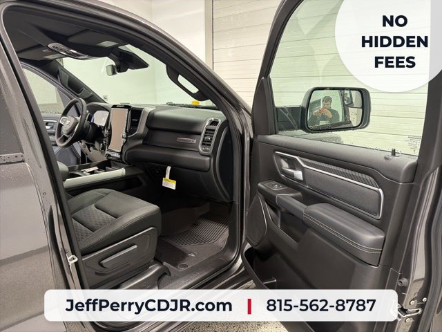New 2026 RAM 1500 Big Horn AWD/4WD image 17