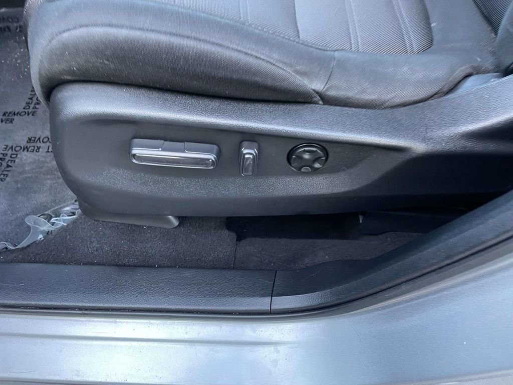 Used 2020 Honda CR-V EX image 29