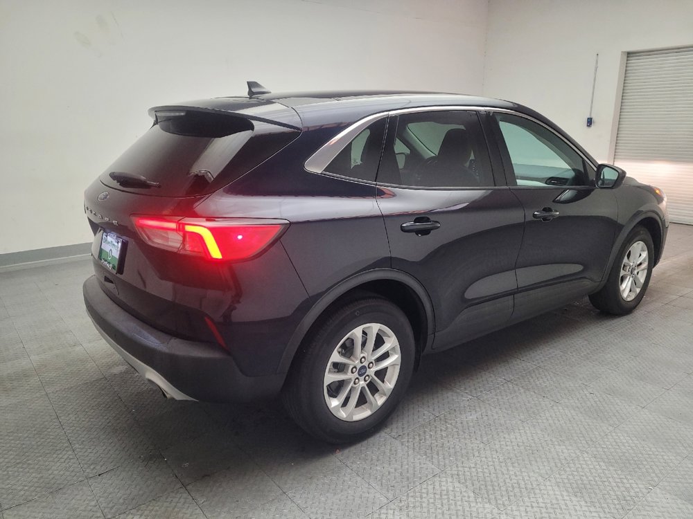Used 2021 Ford Escape SE image 9