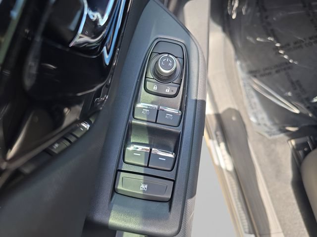 Used 2025 Subaru Forester Limited AWD/4WD image 13