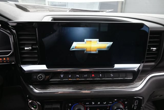 Used 2025 Chevrolet Silverado 2500 LTZ w/ LTZ Premium Package AWD/4WD image 26
