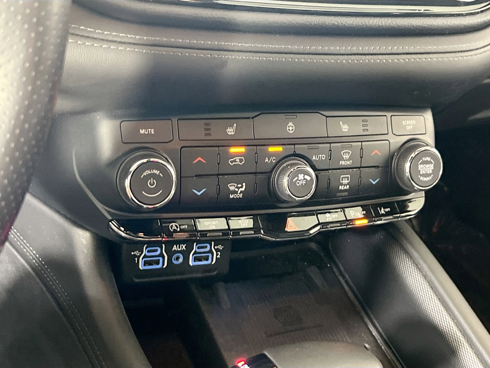 Used 2022 Dodge Durango GT image 16