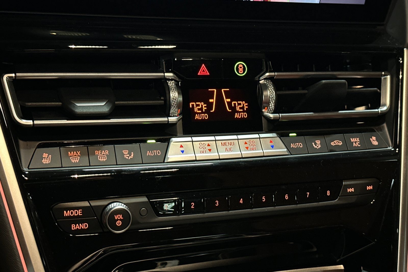 New 2026 BMW 840i xDrive Coupe AWD/4WD image 17